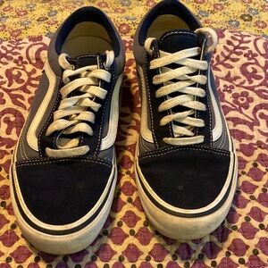 Vans two tone blue with white accents size 6